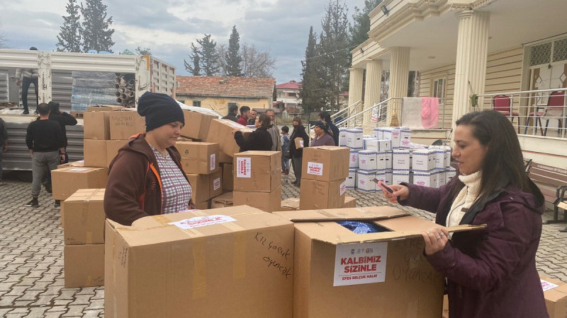 EFES SELÇUK'TAN KADIN DAYANIŞMASI: FİLİZ CERİTOĞLU SENGEL 8 MART'TA DEPREM BÖLGESİNDE...